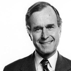 George H.W. Bush voterà per Hillary&nbsp;Clinton?