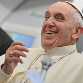 Papa Francesco definisce “Terrorista” chi critica&nbsp;l’Islam