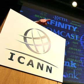 Internet, il passaggio a ICANN avviene&nbsp;oggi.